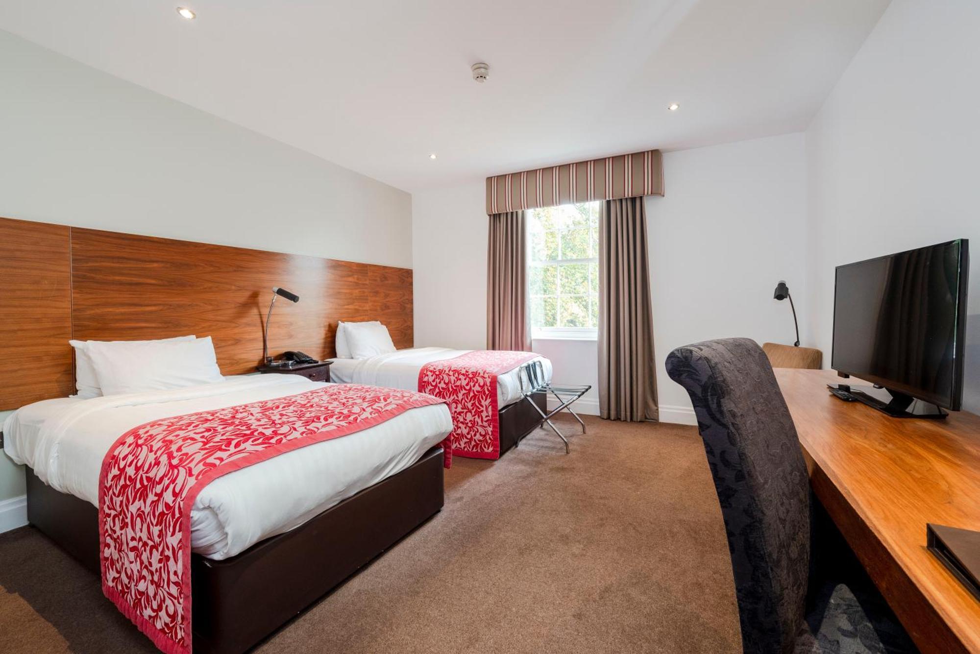 Best Western Plus Aston Hall Hotel מראה חיצוני תמונה